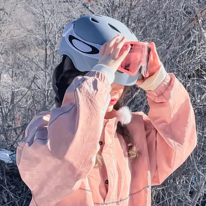 怪力侍卫陈思思